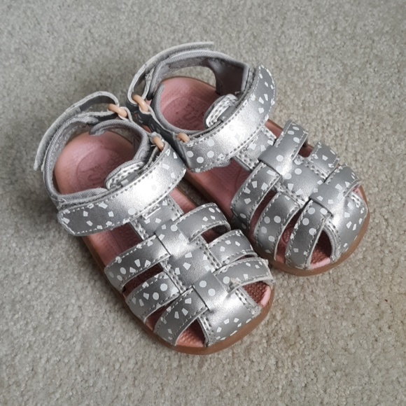 See Kai Run Other - See Kai Run water friendly Runners sandals size 7